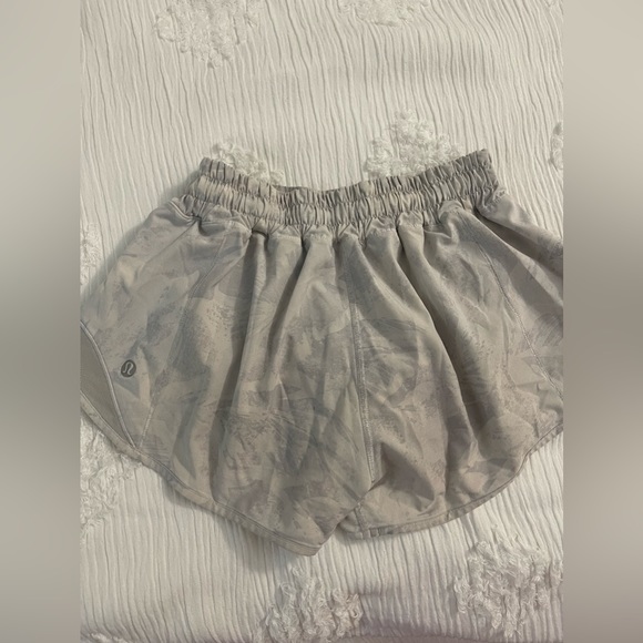 RESERVED LISTING - Picture 2 of 4